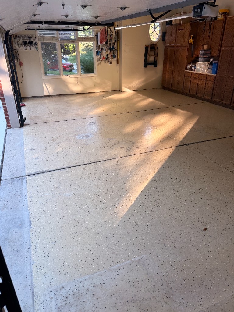 Tan Flake Garage — Full flake system in Metro Detroit